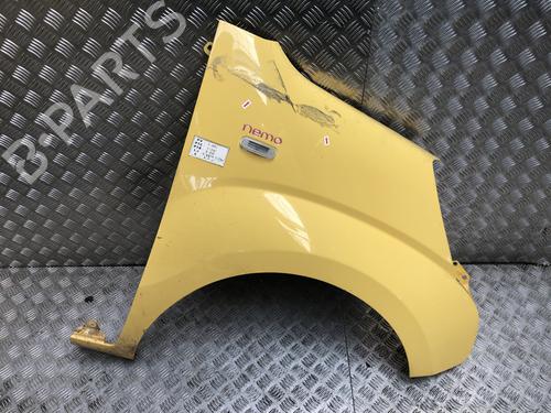 Used Right front fenders Right front fenders 37639940 37639940