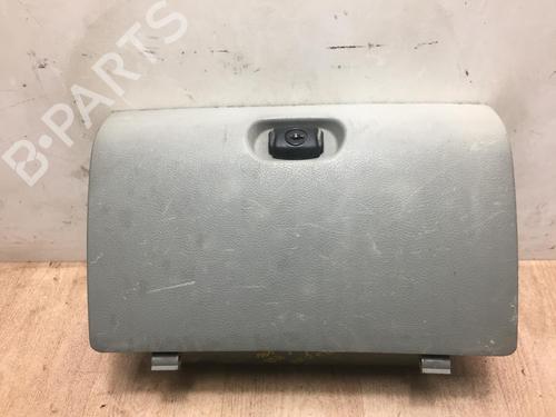 Used Glove box RENAULT MASTER II Van (FD) 2.5 dCi 100 (FD0U, FD0V, FD3U, FD3V, FD8U, FD8V) (99 hp) 13226702