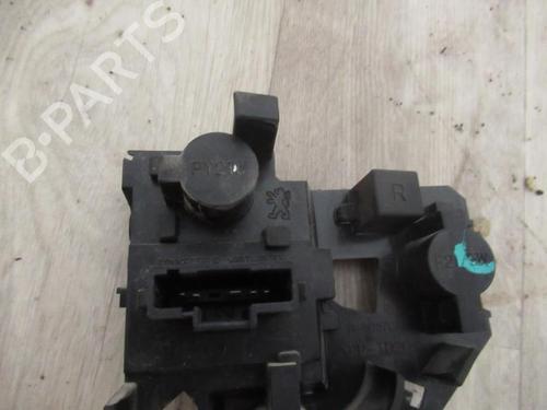 Used Licence plate light PEUGEOT 206+ (2L_, 2M_) 1.4 HDi eco 70 (68 hp) 13291086