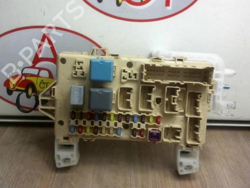 Fuse box TOYOTA COROLLA Verso (ZER_, ZZE12_, R1_) 2.2 D-4D (AUR10_, AUR10R) | BP12964421E1 