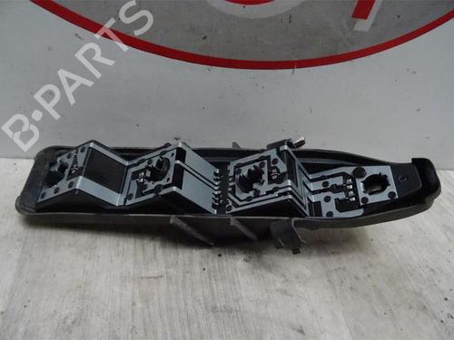 Used Licence plate light RENAULT SCÉNIC II (JM0/1_) 1.9 dCi (JM0G, JM12, JM1G, JM2C) (120 hp) 13291085