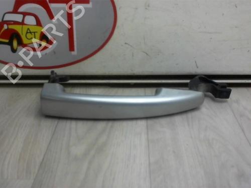Used Front left exterior door handle PEUGEOT 407 (6D_) 2.0 HDi 135 (6DRHRH, 6DRHRE, 6DRHRG, 6DRHRJ) (136 hp) 13267861