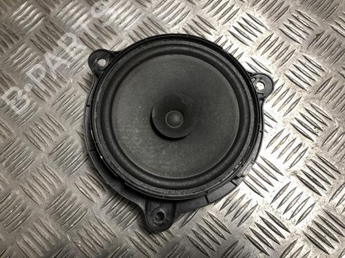 speaker-renault-trafic-iii-van-fg_-2014-34243631 main image
