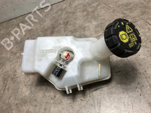 Used Brake master cylinder DACIA SANDERO III 1.0 SCe 65 (67 hp) 20634744