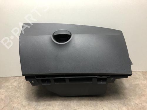 Used Glove box FIAT 500 (312_) 1.2 LPG (312AXA1A) (69 hp) 23036368