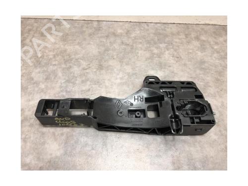 Front right exterior door handle RENAULT CLIO V (B7_) 1.0 TCe 90 (B7MT) | BP23128672C129