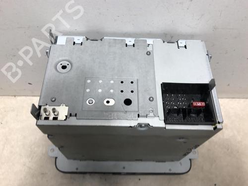 Used Radio VW PASSAT B6 (3C2) 2.0 TDI 16V (140 hp) 23068437