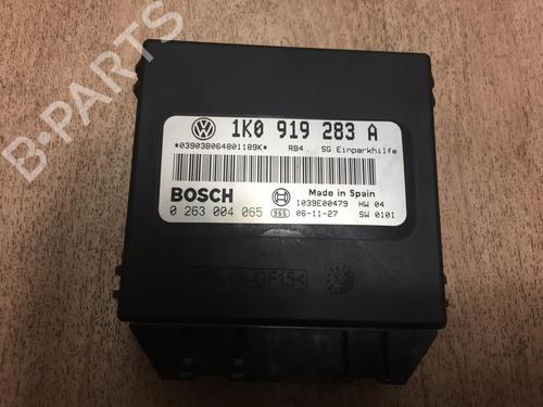 Used Electronic module VW GOLF PLUS V (5M1, 521) 2.0 TDI (136 hp) 31195447