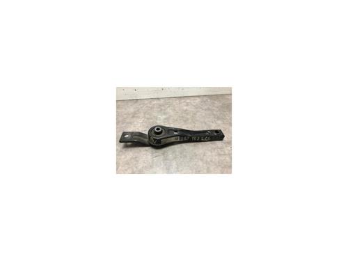 Used Engine mount AUDI A3 Sportback (8VA, 8VF) 1.6 TDI (110 hp) 23128577