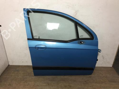 Used Right front door CHEVROLET MATIZ (M200, M250) 1.0 (67 hp) 20615995
