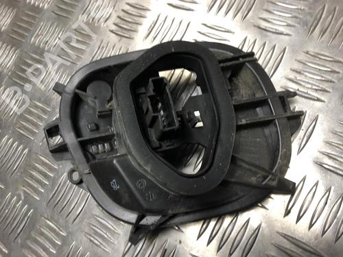 Licence plate light PEUGEOT 208 I (CA_, CC_) 1.2 VTi 68 / PureTech 68 | BP28485905I40