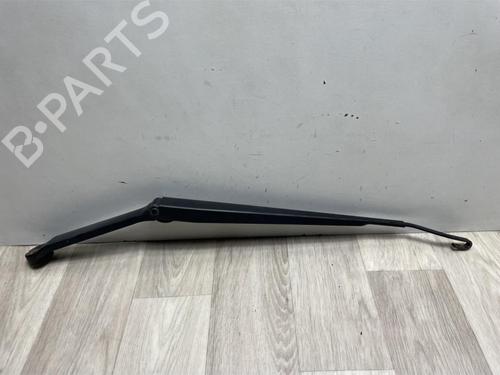 Used Front windshield wiper arm NISSAN X-TRAIL I (T30) 2.2 dCi 4x4 (136 hp) 13294265