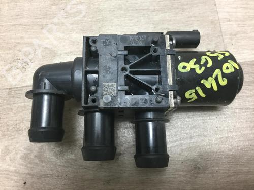 Corps de thermostat BMW 5 (G30, F90) 530 e Plug-in Hybrid (252 hp) 30784891