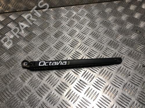 Used Rear windshield wiper arm SKODA OCTAVIA III (5E3, NL3, NR3) 1.6 TDI (105 hp) 31201450