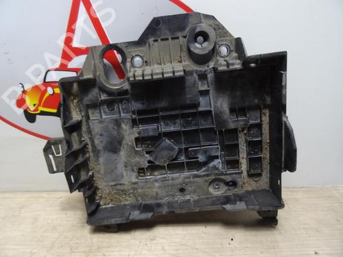 Used Support RENAULT CLIO III Grandtour (KR0/1_) 1.5 dCi (KR0F) (86 hp) 13134835