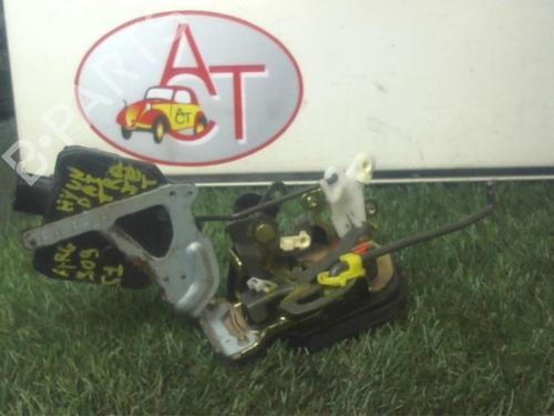 Rear left lock HYUNDAI TRAJET (FO) 2.0 CRDi | BP12968332C100 