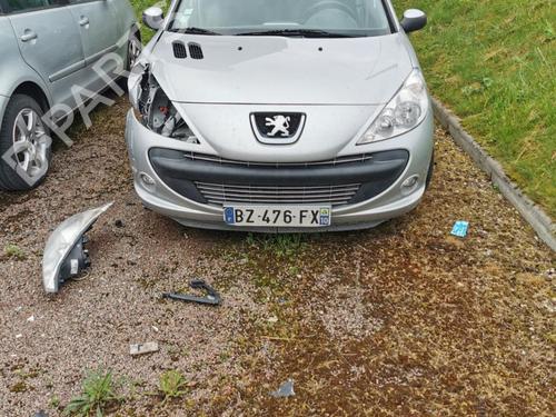Brugte PEUGEOT 206+ (2L_, 2M_) 1.4 HDi eco 70 (68 hp) 4422891