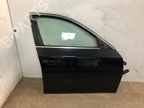 Used Right front door BMW 5 Touring (E61) 525 d (197 hp) 23872786