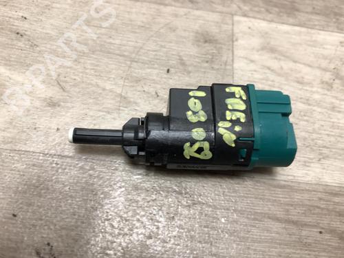Spak kontakt RENAULT CLIO V (B7_) 1.0 TCe 100 (B7MT) (101 hp) 23870634
