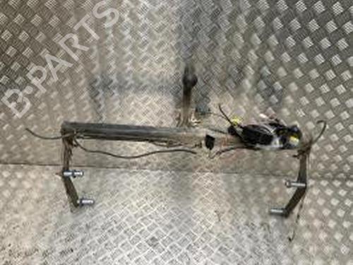 Boule d'attelage/Mécanisme DACIA DUSTER (HM_) 1.5 dCi 115 (HMAD) (116 hp) 31021541