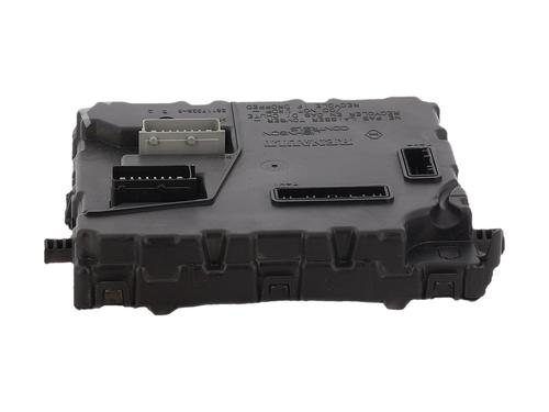 Used Fuse box Fuse box RENAULT MASTER III Van (FV) 2.3 dCi 110 FWD (FV0R, FV0W, FV1A) (110 hp) 36412690 36412690