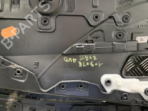 Front right panel PEUGEOT 208 II (UB_, UP_, UW_, UJ_) 1.5 BlueHDI 100 | BP31203266C59