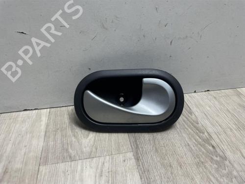 Used Front right interior door handle RENAULT CLIO III (BR0/1, CR0/1) 1.5 dCi (BR17, CR17) (86 hp) 20626929