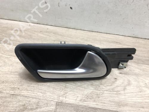 Høyre foran invendig håndtak VW GOLF V (1K1) 1.9 TDI (105 hp) 25305259