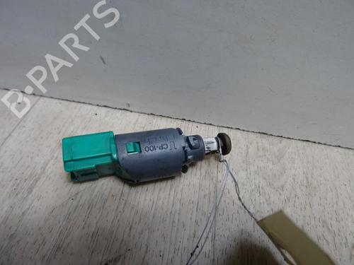 Used Switch RENAULT MEGANE II Coupé-Cabriolet (EM0/1_) 1.5 dCi (EM1E) (106 hp) 12972747