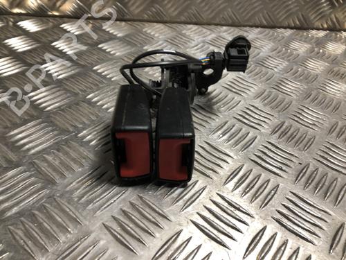 Used Seat buckle SKODA OCTAVIA III (5E3, NL3, NR3) 1.6 TDI (105 hp) 31201390