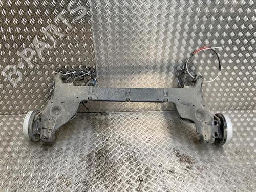 Used Rear axle Rear axle RENAULT CAPTUR II (HF_) E-TECH 145 (HFMU) (143 hp) 33717381 33717381