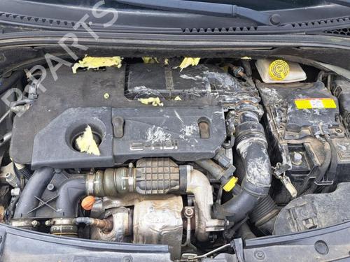 Middle console CITROËN DS3 (SA_) 1.6 HDi 90 | BP21774379I22