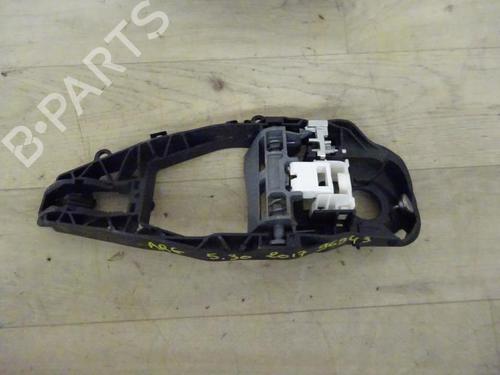 Used Front left exterior door handle BMW 5 (G30, F90) 530 d xDrive (265 hp) 12972928