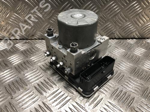 Used ABS pump ABS pump NISSAN PRIMASTAR Van (X82) 2.0 dCi 130 (131 hp) 35978094 35978094