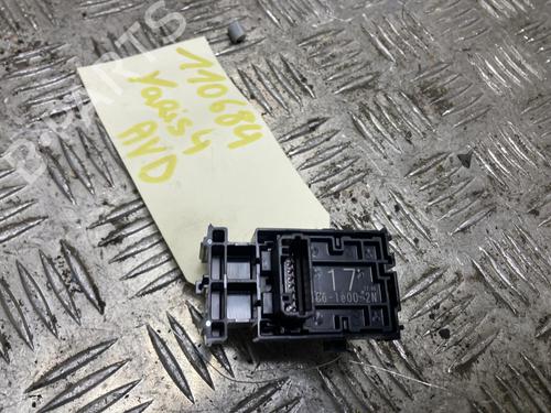 Right front window switch TOYOTA YARIS (_P21_, _PA1_, _PH1_) 1.5 Hybrid (MXPH11) | BP34117501I26 - Image 2