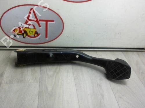 Used Break pedal VW GOLF VI (5K1) 1.6 TDI (105 hp) 23109364