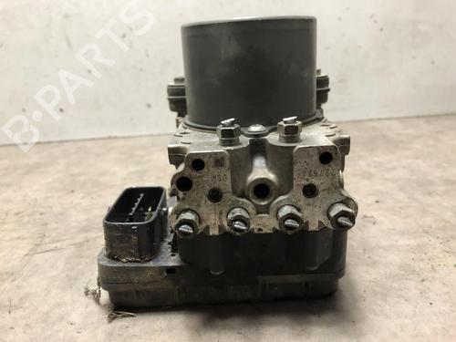 Used ABS pump TOYOTA RAV 4 III (_A3_) 2.2 D 4WD (ALA30_, ALA30R) (150 hp) 20269327