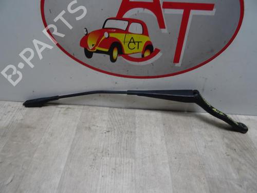 Used Front windshield wiper arm OPEL CORSA D (S07) 1.2 (L08, L68) (80 hp) 25298215