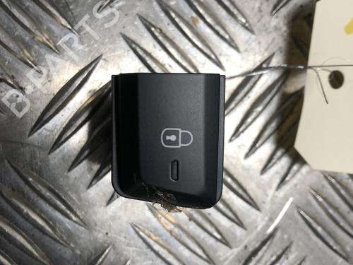 Used Switch PEUGEOT 2008 I (CU_) 1.6 BlueHDi 100 (100 hp) 31198579