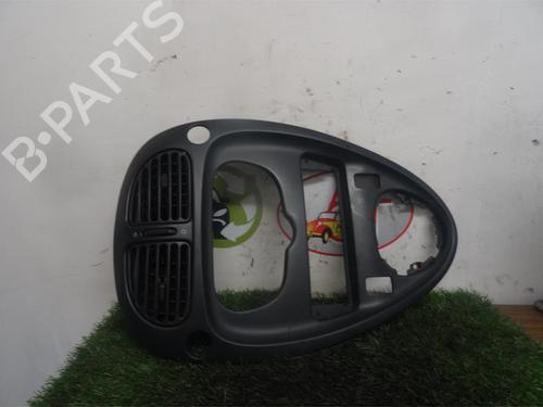 Used Middle console CITROËN XSARA PICASSO (N68) 2.0 HDi (90 hp) 13131098