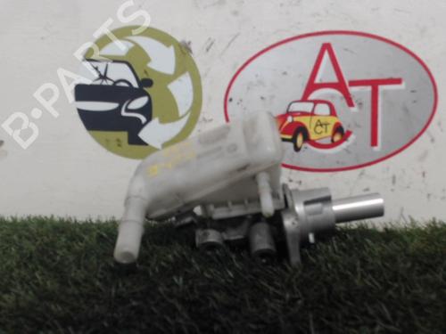 Used Brake master cylinder FORD FIESTA VI (CB1, CCN) 1.6 TDCi (90 hp) 25298175