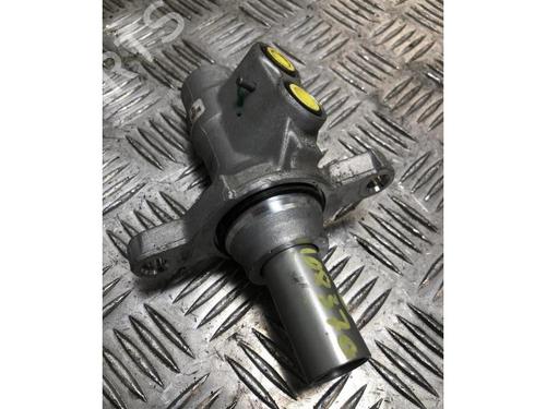 Brake master cylinder RENAULT CAPTUR II (HF_) TCe 140 (HFN0) | BP27547209M77 