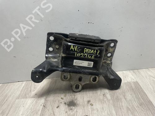 Used Engine mount VW PASSAT B8 Variant (3G5, CB5) 2.0 TDI 4motion (190 hp) 23035536