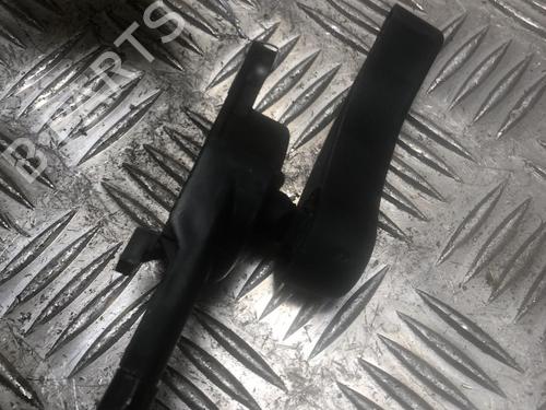 Maniglia interna RENAULT CAPTUR I (J5_, H5_) 1.5 dCi 90 (J5N4, J5M5, J5MW, J5M6, J5AL, J5AJ) (90 hp) 31199878