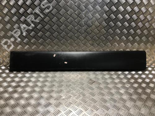 Used Door moulding trim RENAULT TRAFIC III Van (FG_) 2.0 dCi 120 (FGMN) (120 hp) 31332218