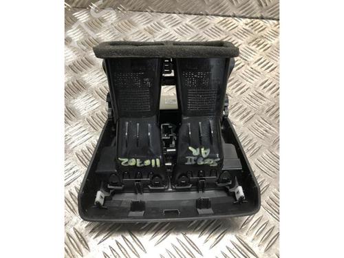 Air vent PEUGEOT 5008 II (MC_, MJ_, MR_, M4_) 2.0 BlueHDi 150 (MJAHXW, MJAHXH, MJAHXN, MJAHXV, MJAHXG) | BP27558140I21