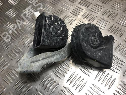 Used Horn CITROËN C4 Picasso II 1.6 HDi / BlueHDi 115 (115 hp) 31187212