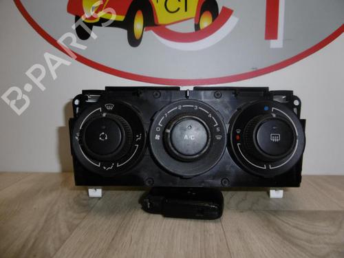 climate-control-citroen-c3-picasso-sh_-14-vti-95-sh8fsc-sh8fp0-sh8fp6-00006452n0-2008-13277862 main image