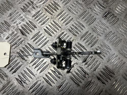 Used Hinge/Door check strap DACIA SANDERO II TCe 90 (B8M1, B8MA, B8AC) (90 hp) 31204584