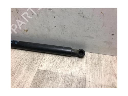 Tailgate lift support HYUNDAI SANTA FÉ I (SM) 2.0 CRDi 4x4 | BP23871600C138
